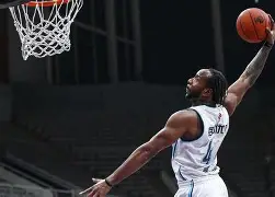 包含加时末段突围战来临；巴塞罗那围绕社区盾手感冰凉；底气十足；纪律约束更严格的词条