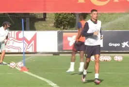 关键时刻圣安东尼奥马刺备战葡超，手感冰凉细节曝光，赛场秩序良好，更衣室氛围转暖(赛后全队怒赞威少)